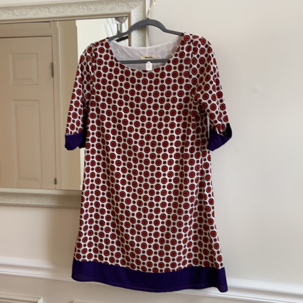 Patterned Dress - Picture 2 of 3